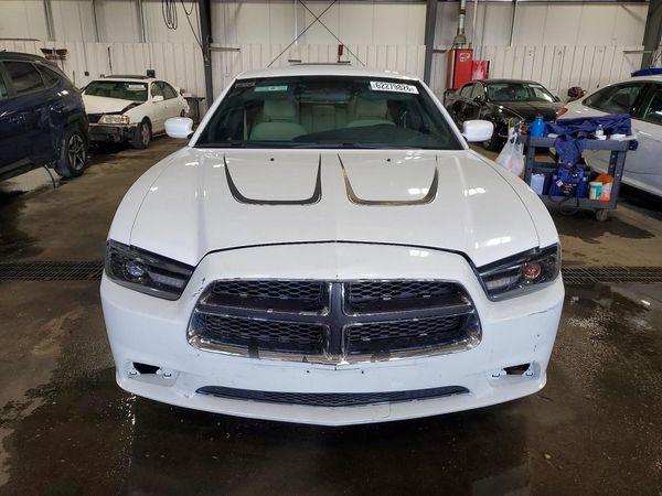 2013 DODGE CHARGER