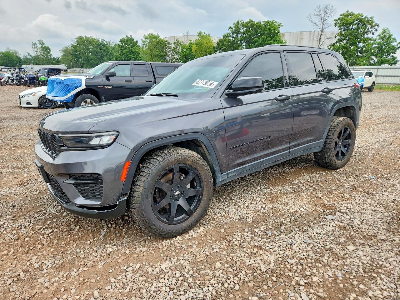 2024 JEEP GRAND CHEROKEE LAREDO 4X4