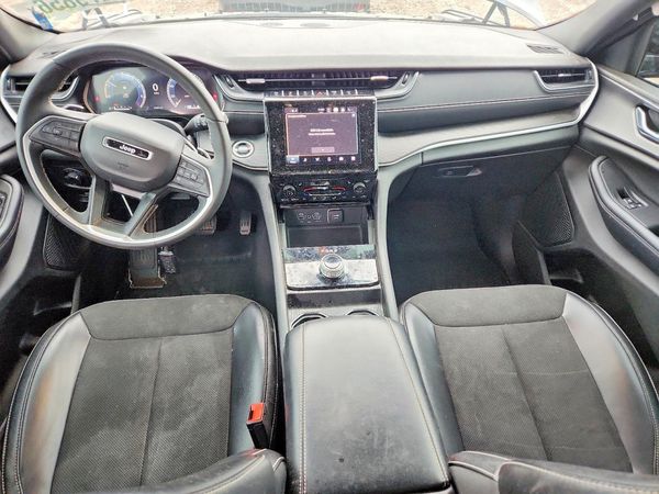 2024 JEEP GRAND CHEROKEE LAREDO 4X4