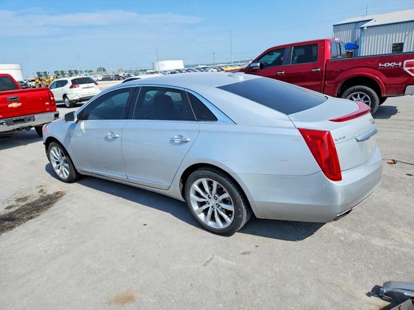2017 CADILLAC XTS Luxury
