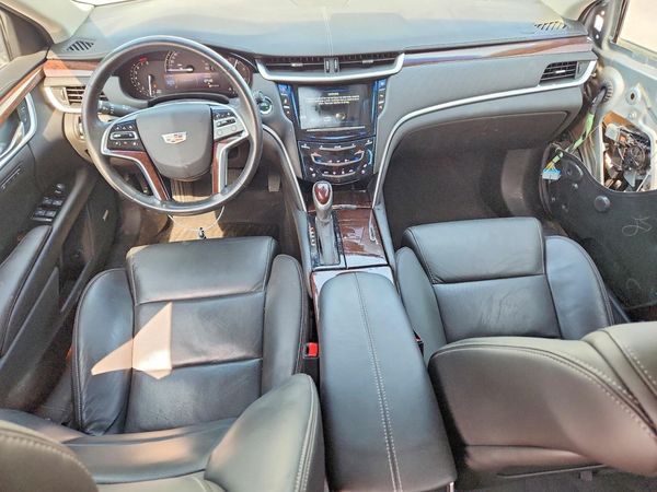 2017 CADILLAC XTS Luxury