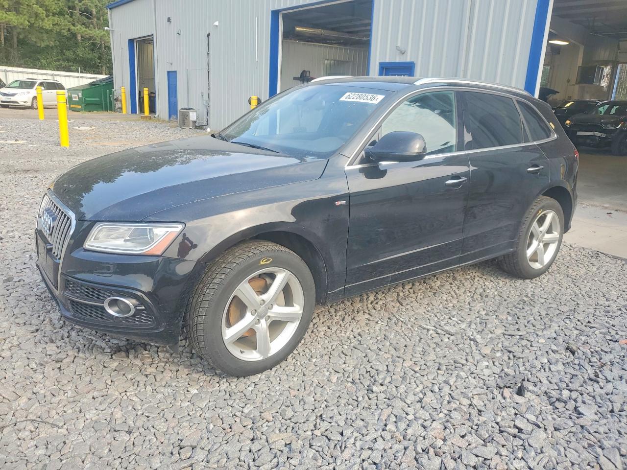 2017 AUDI Q5 quattro Premium Plus
