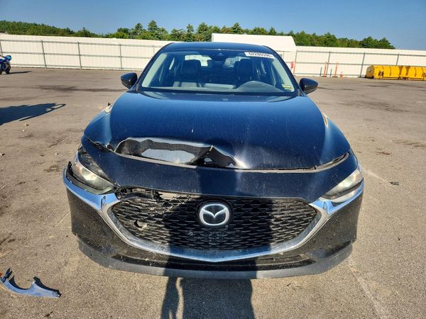 2019 MAZDA 3