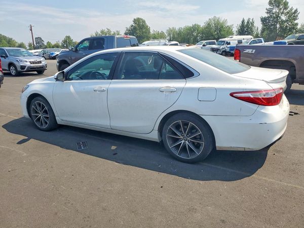 2017 TOYOTA CAMRY XLE/XSE