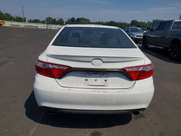2017 TOYOTA CAMRY XLE/XSE