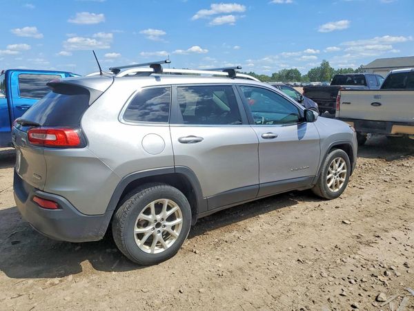 2016 JEEP CHEROKEE LATITUDE FWD