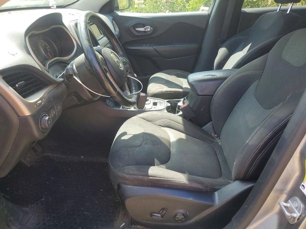 2016 JEEP CHEROKEE LATITUDE FWD