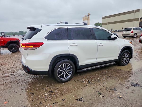 2019 TOYOTA HIGHLANDER SE/XLE