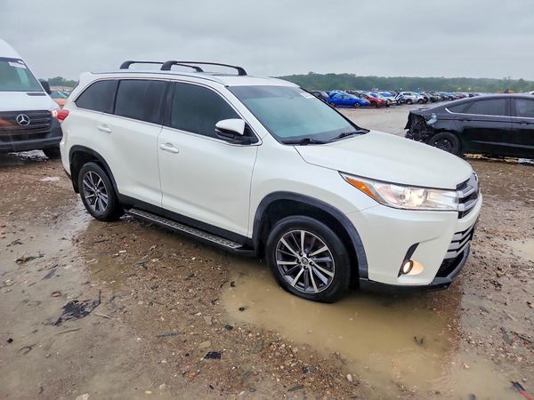 2019 TOYOTA HIGHLANDER SE/XLE