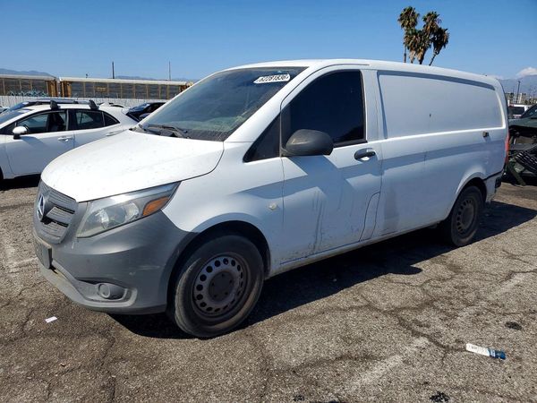 2016 MERCEDES-BENZ METRIS