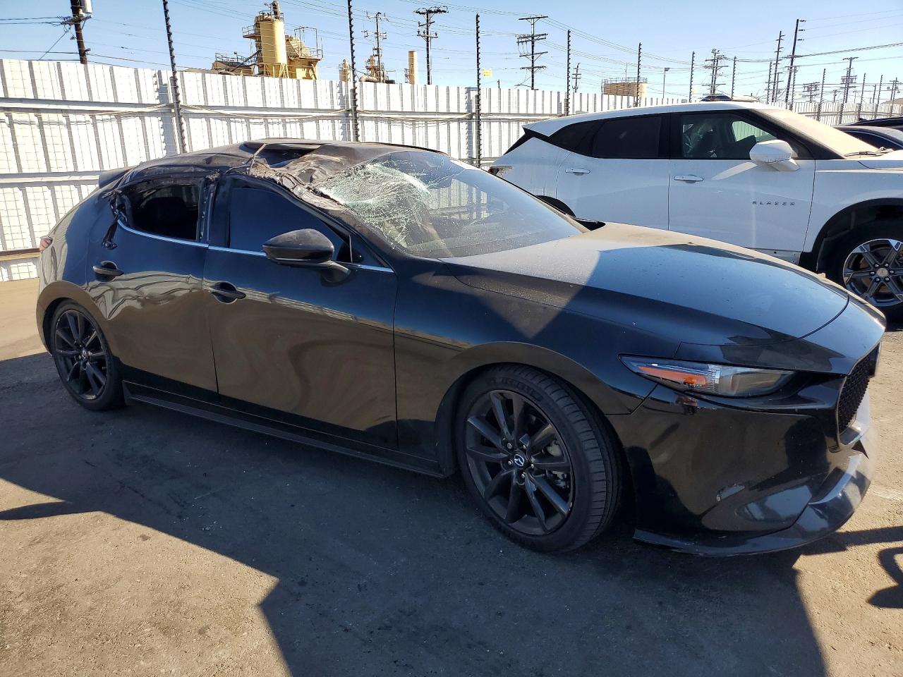 2023 MAZDA 3 Premium Plus Package