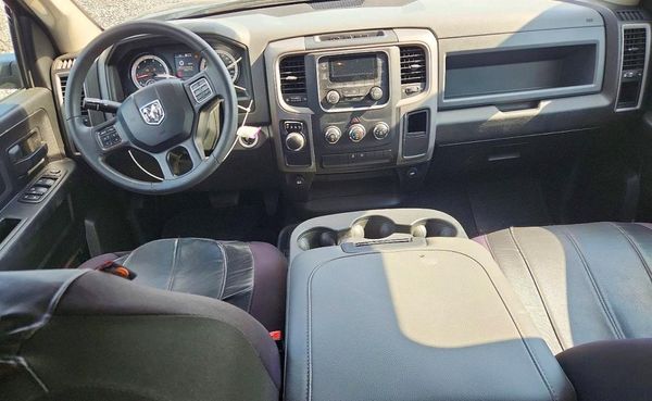 2020 RAM 1500 CLASSIC Tradesman, ST
