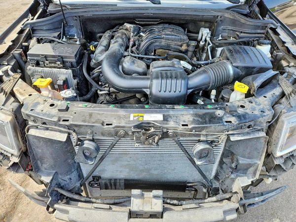 2015 JEEP GRAND CHEROKEE LAREDO 4X4