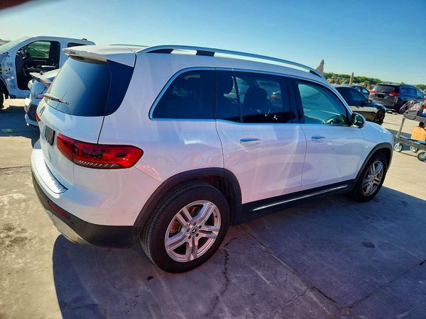 2020 MERCEDES-BENZ GLB GLB250