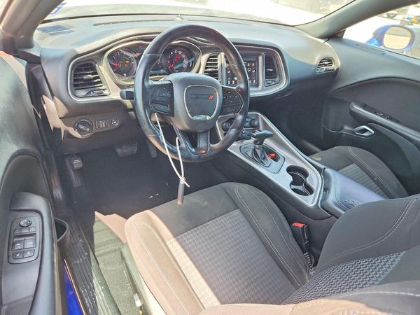 2022 DODGE CHALLENGER SXT