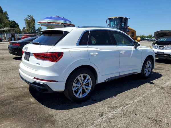 2021 AUDI Q3
