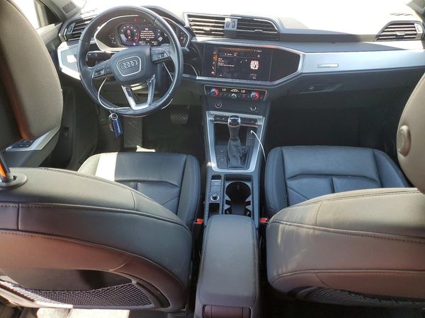 2021 AUDI Q3