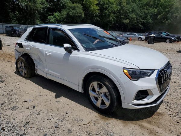 2021 AUDI Q3