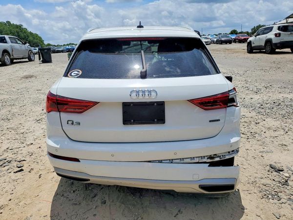 2021 AUDI Q3