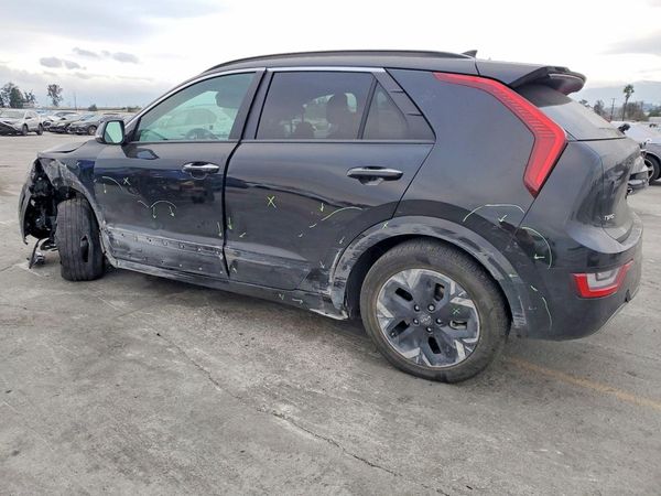 2025 KIA NIRO