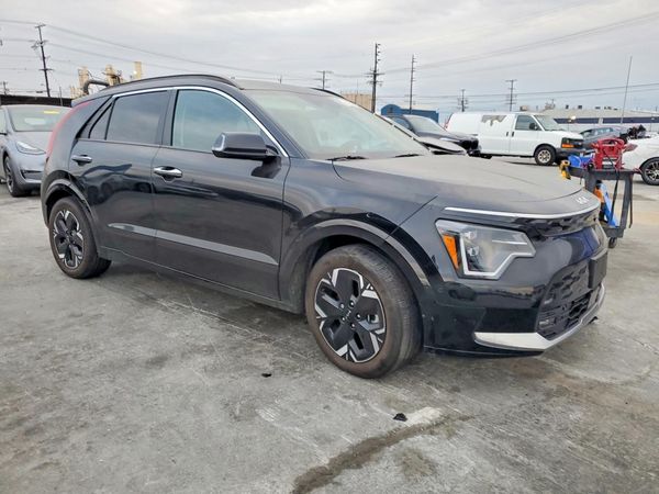 2025 KIA NIRO
