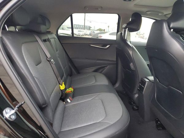 2025 KIA NIRO