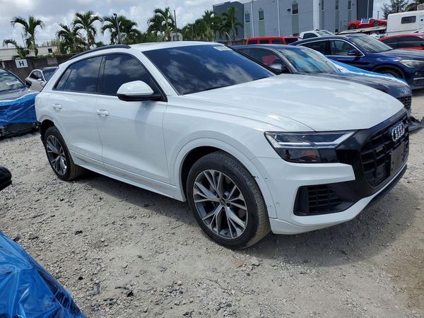 2021 AUDI Q8 quattro Premium
