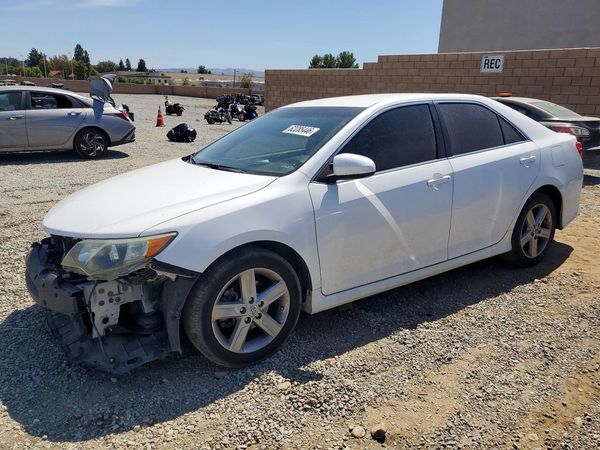 2013 TOYOTA CAMRY