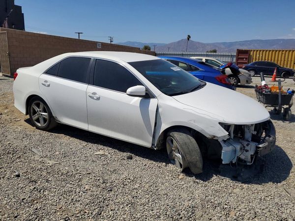 2013 TOYOTA CAMRY