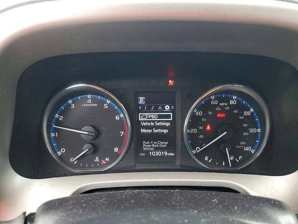 2016 TOYOTA RAV4 XLE (M Grade)