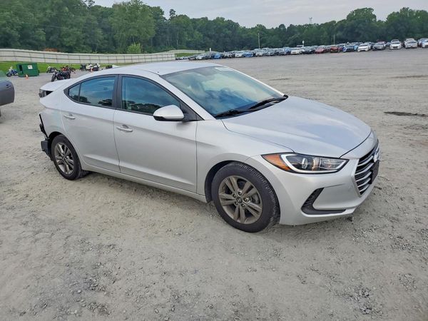 2017 HYUNDAI ELANTRA