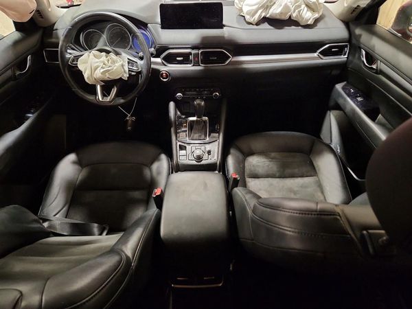 2022 MAZDA CX-5 Select Package