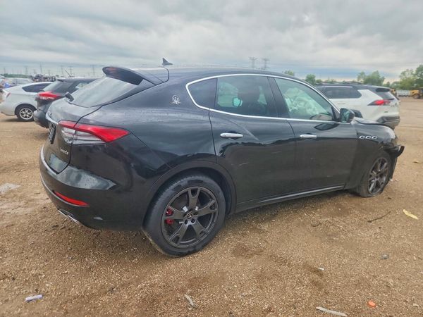 2021 MASERATI LEVANTE