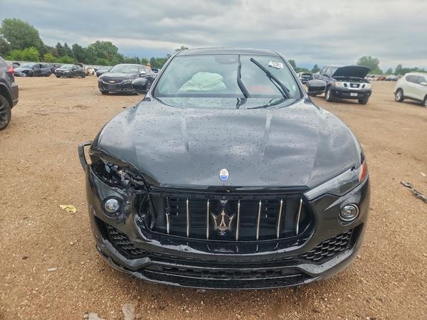 2021 MASERATI LEVANTE