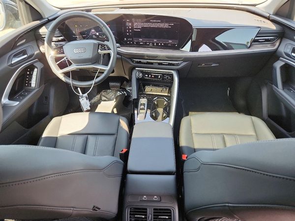 2025 AUDI Q5