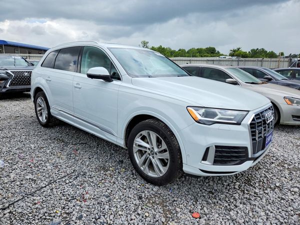 2020 AUDI Q7 quattro Premium Plus