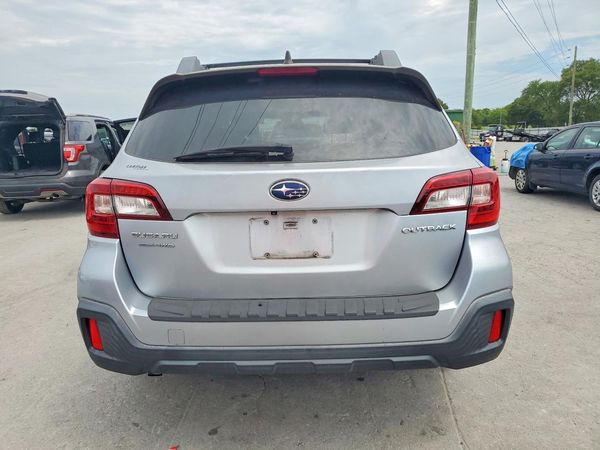 2018 SUBARU OUTBACK Limited+M/R