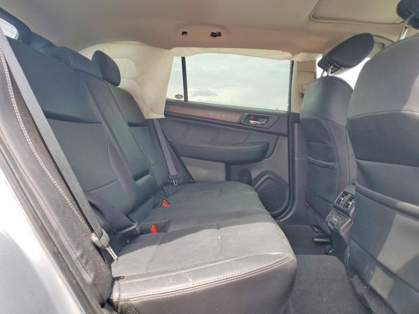 2018 SUBARU OUTBACK Limited+M/R