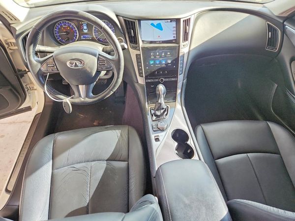 2015 INFINITI Q50