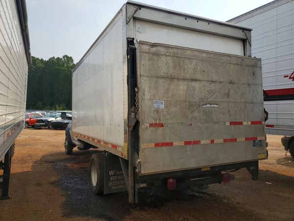 2016 RAM 5500 REG CAB CHASSIS
