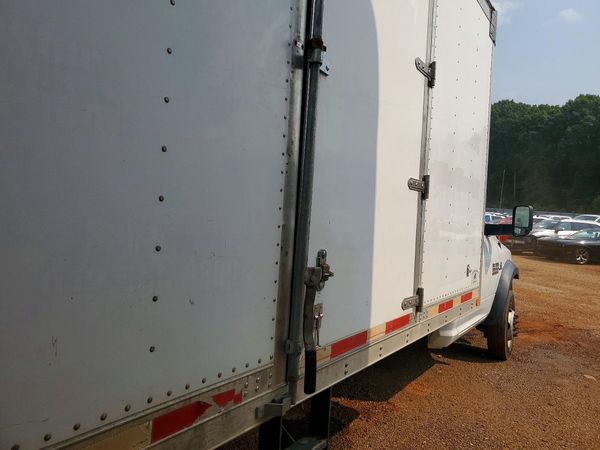 2016 RAM 5500 REG CAB CHASSIS