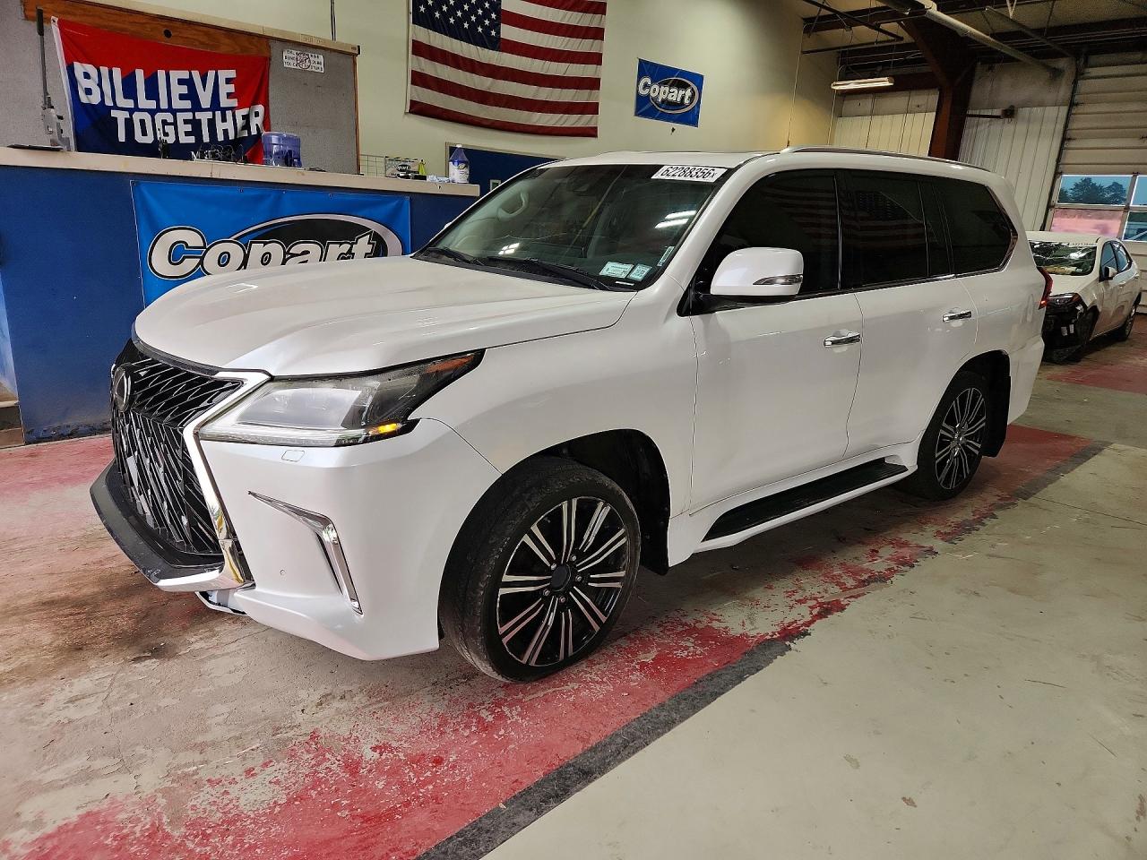 2019 LEXUS LX