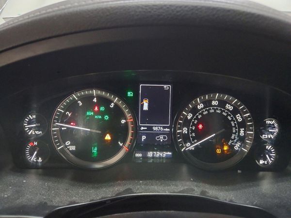 2019 LEXUS LX