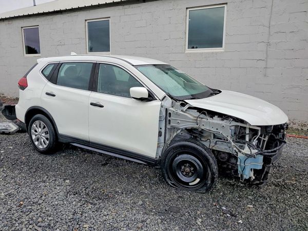 2018 NISSAN ROGUE — Passenger 3/4