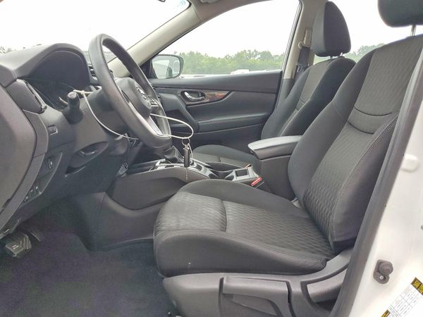 2018 NISSAN ROGUE — DENT