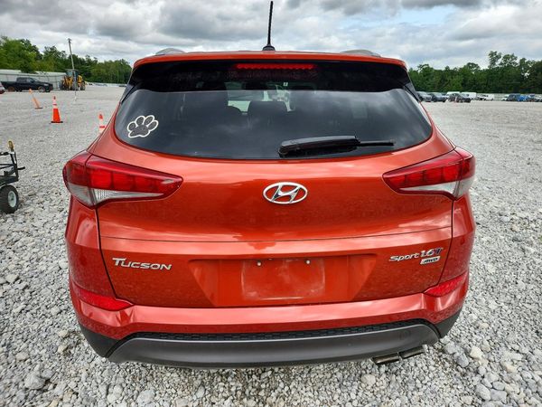 2016 HYUNDAI TUCSON