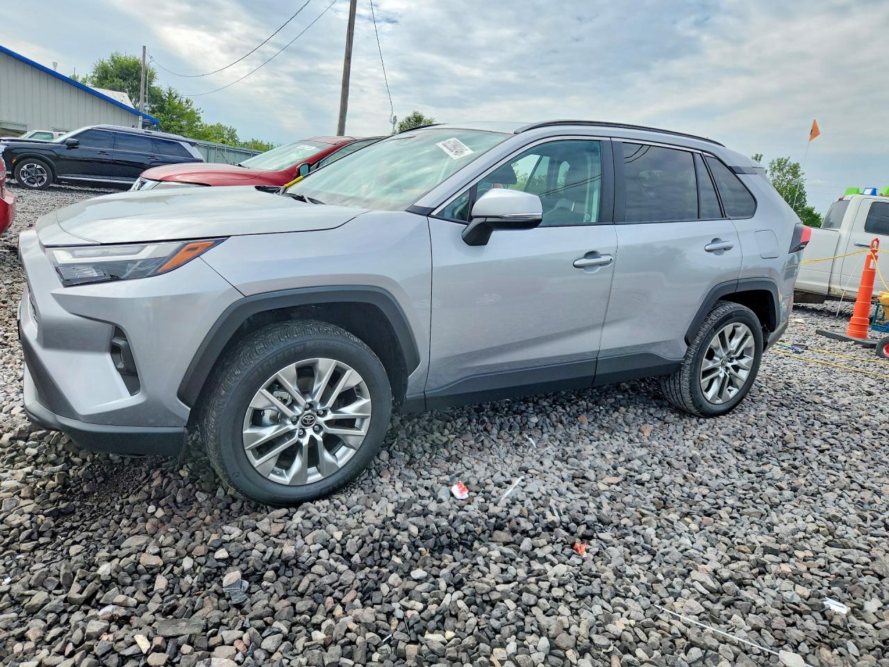 2025 TOYOTA RAV4