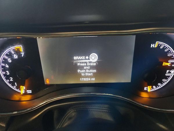 2019 JEEP CHEROKEE Laredo — ODOM
