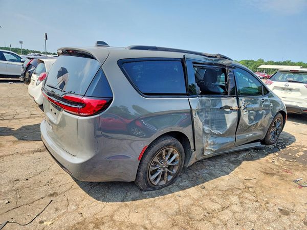 2021 CHRYSLER PACIFICA