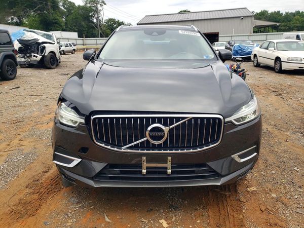 2020 VOLVO XC60